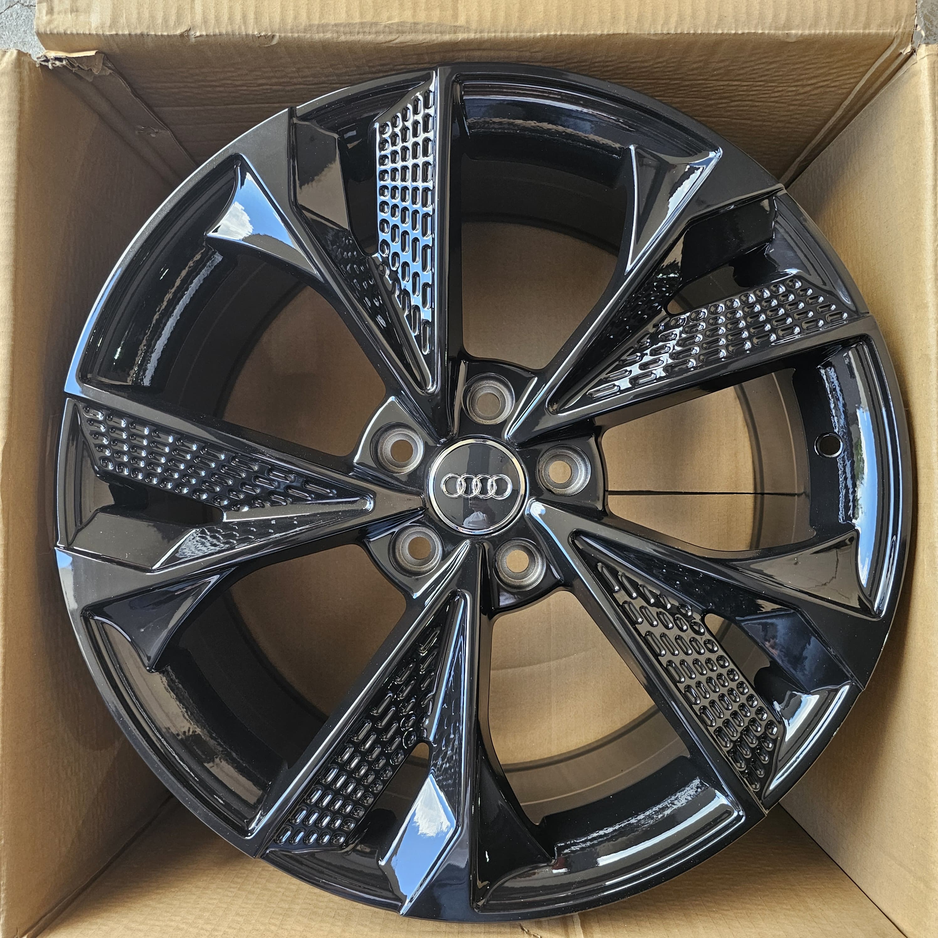 Alu Felne - 8j x18 ET40 5x112