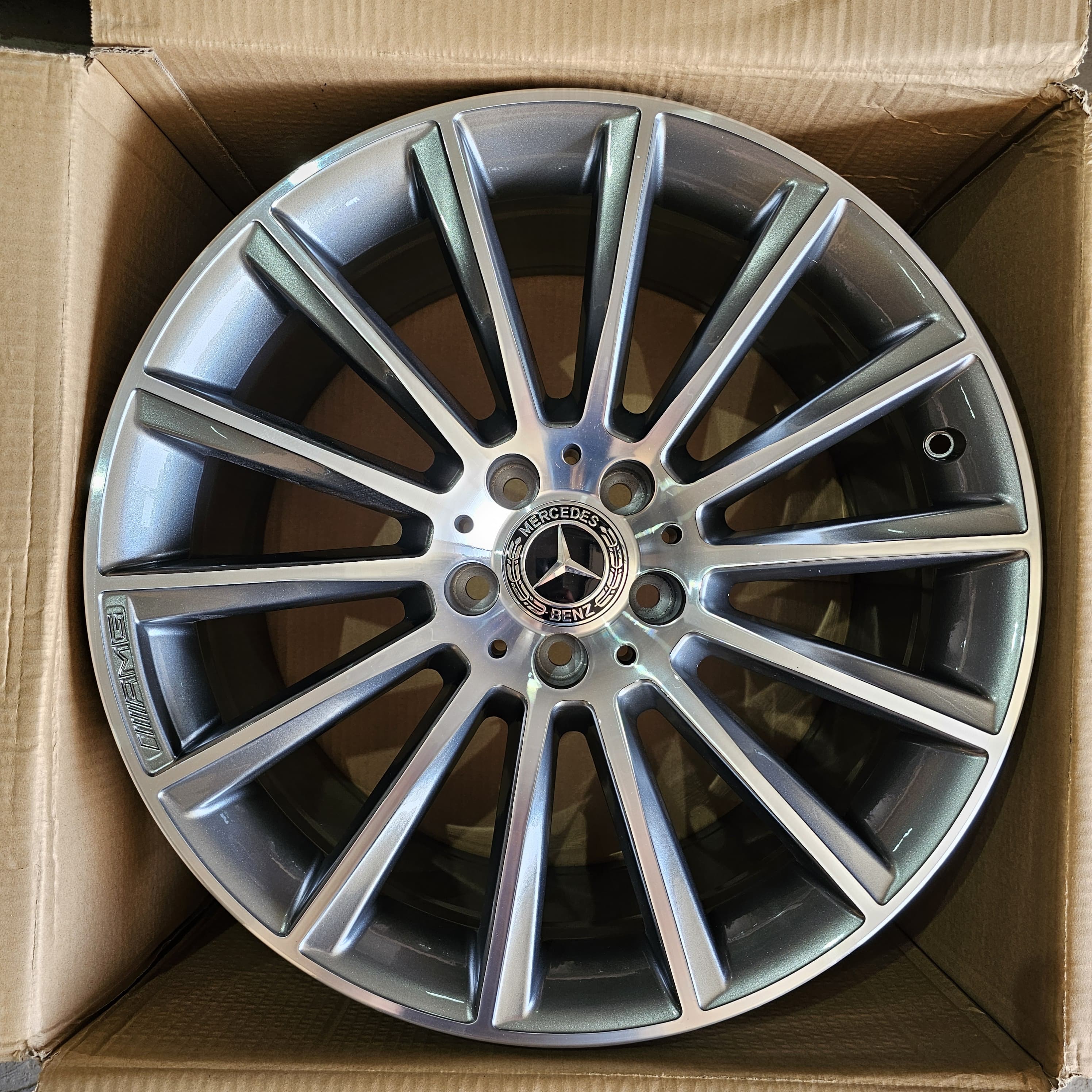 Alu Felne - 9.5/8.5J x19 ET48/34.5 5X112