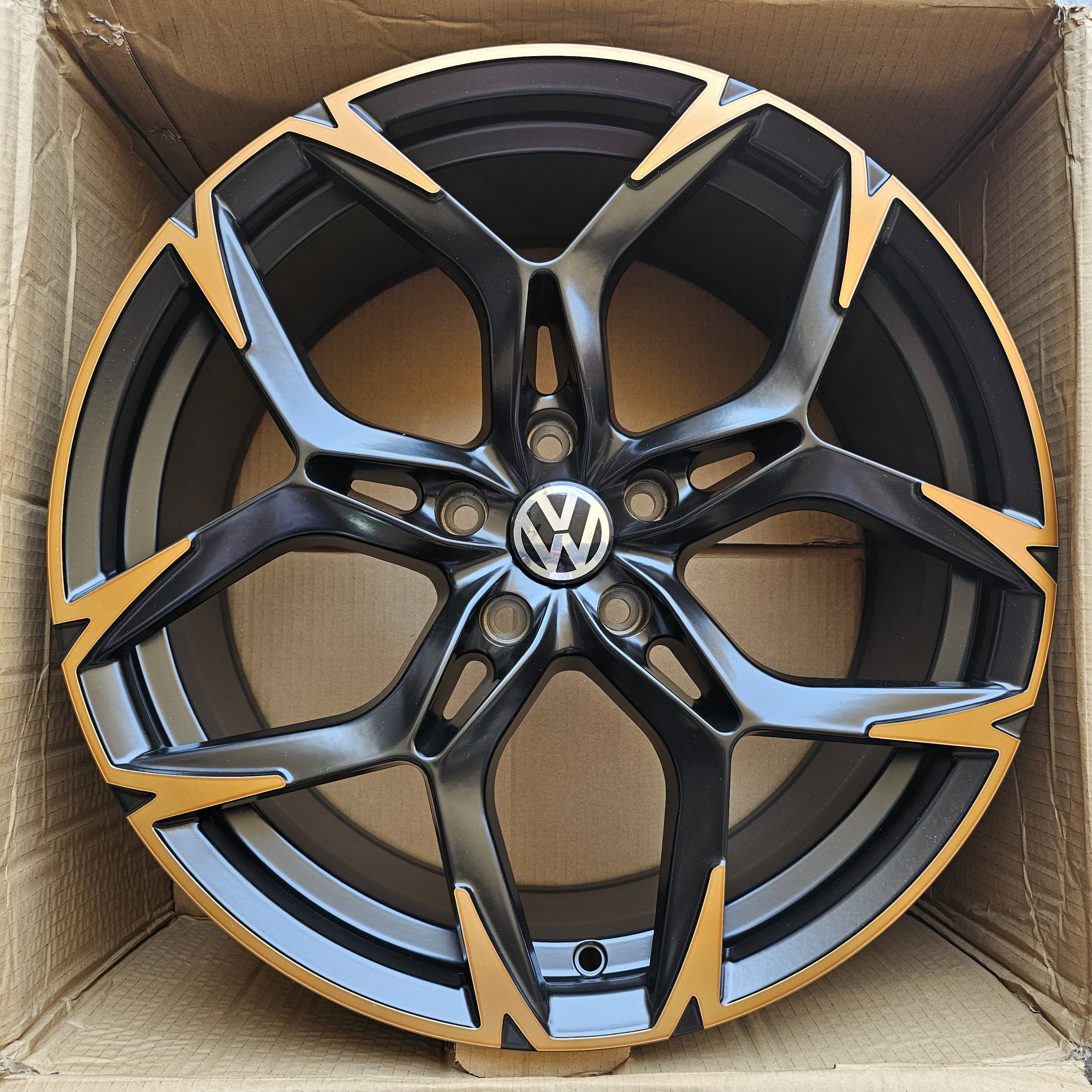 Alu Felne - 8.5J x19 ET42 5x112