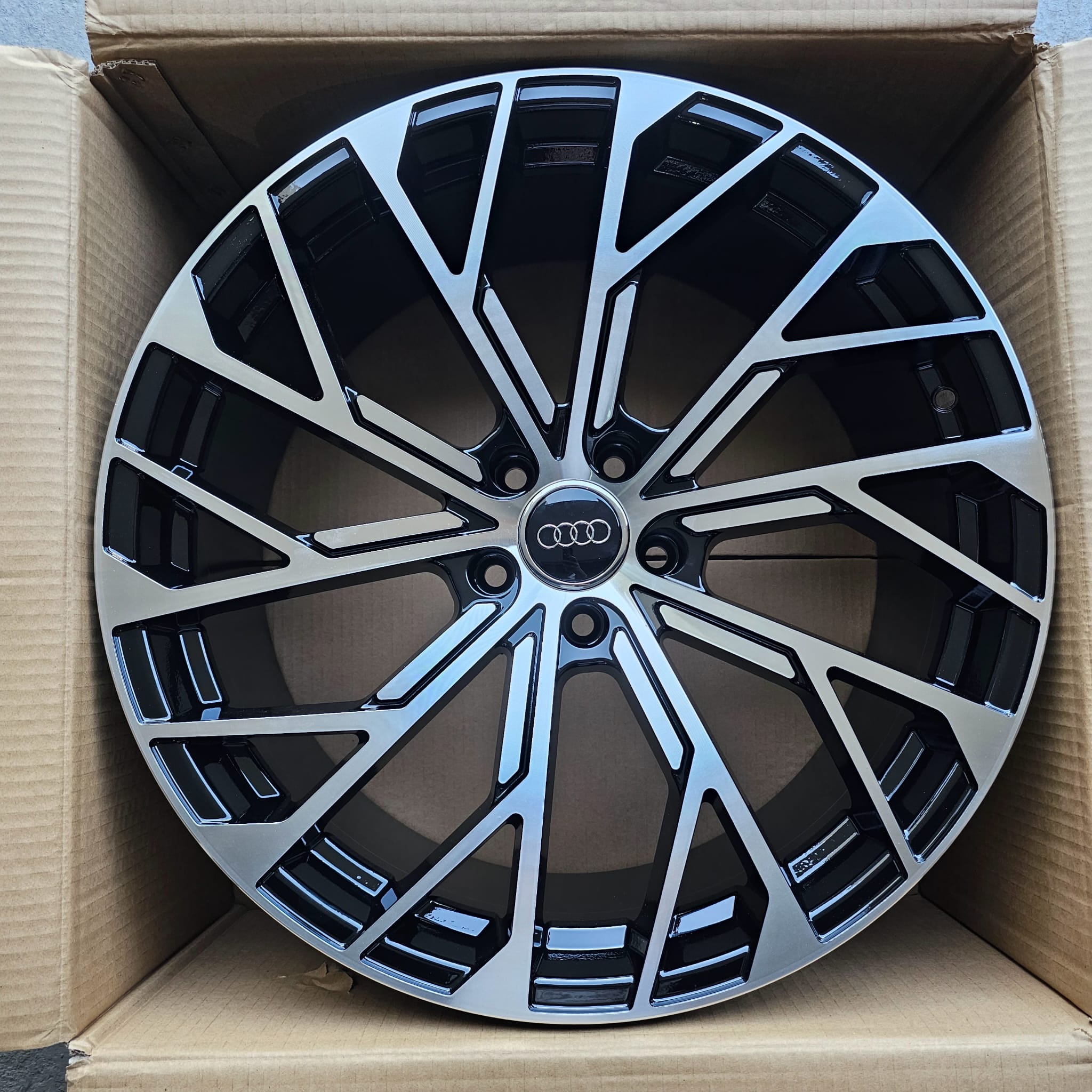 Alu Felne - 9J x20 ET40 5X112