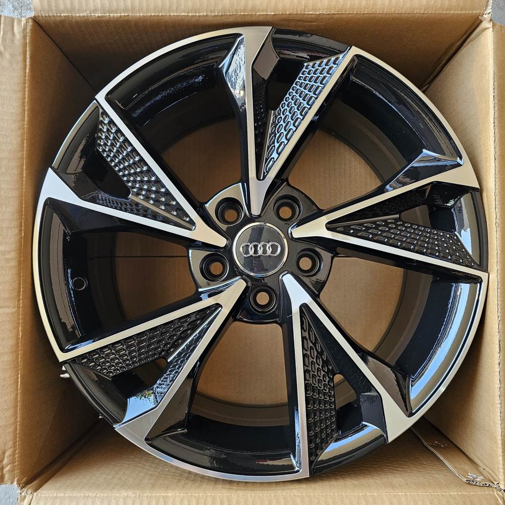 Alu Felne - 7.5J x17 ET35 5X112