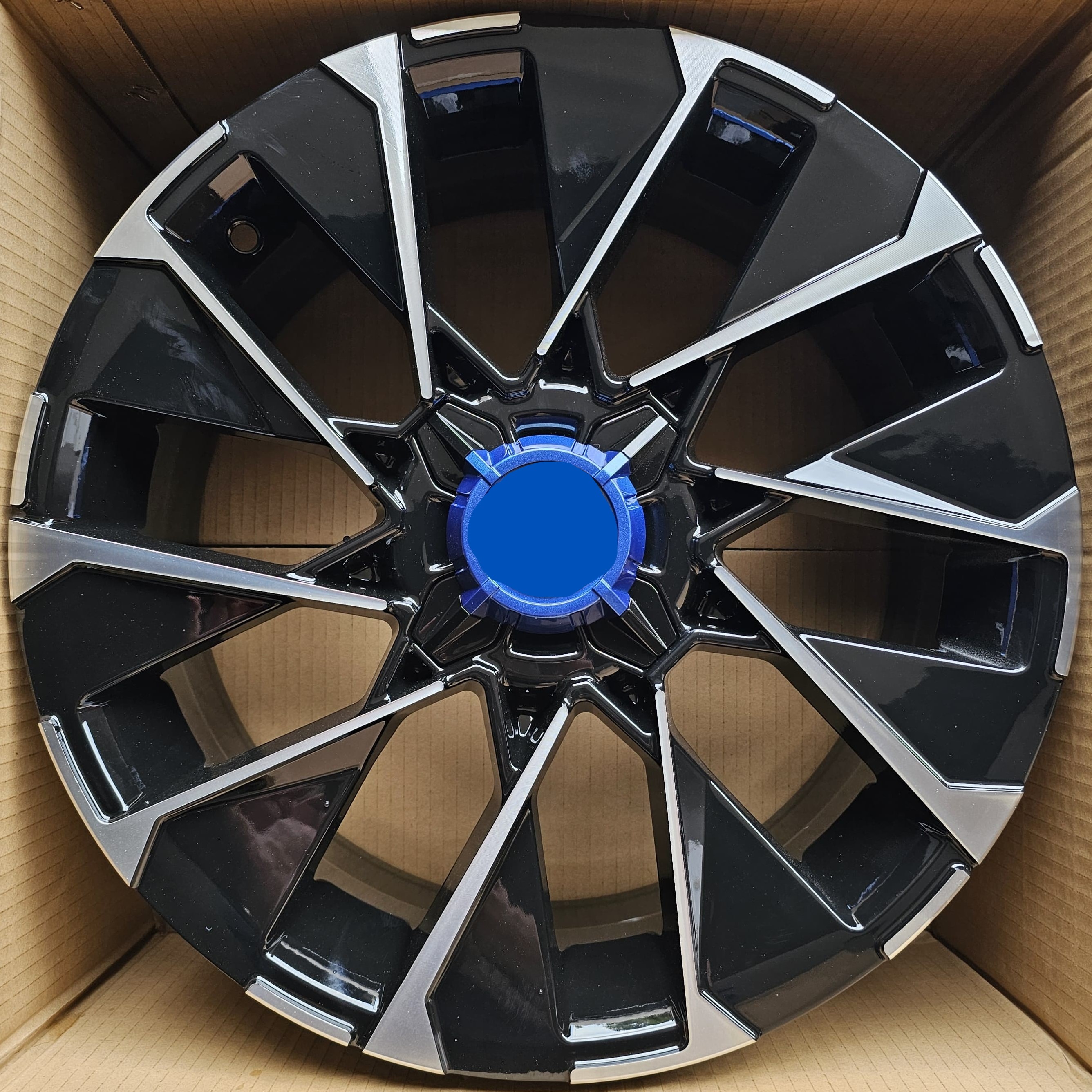 Alu Felne - 7J x17 ET37 4X100