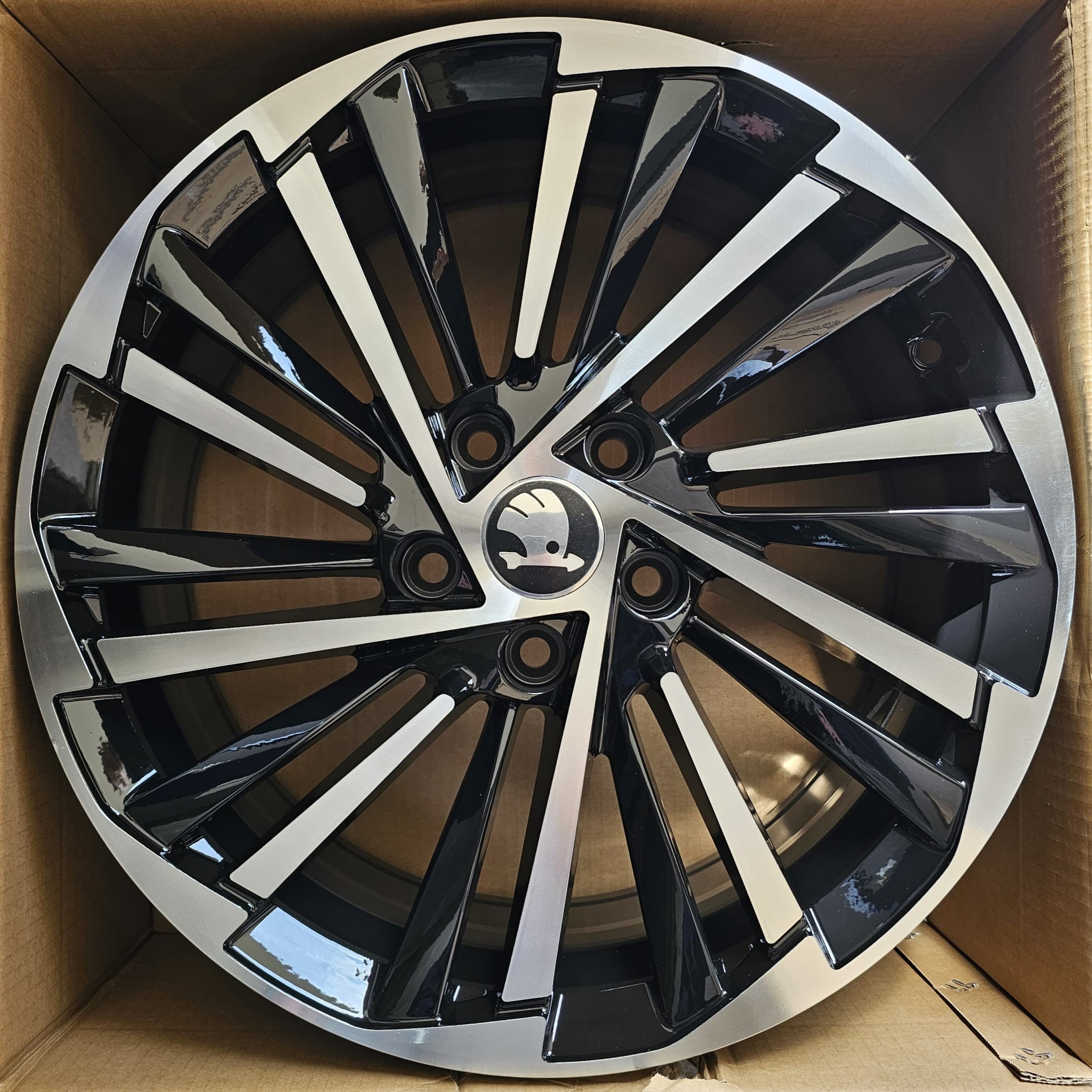 Alu Felne - 7J x17 ET40 5X112