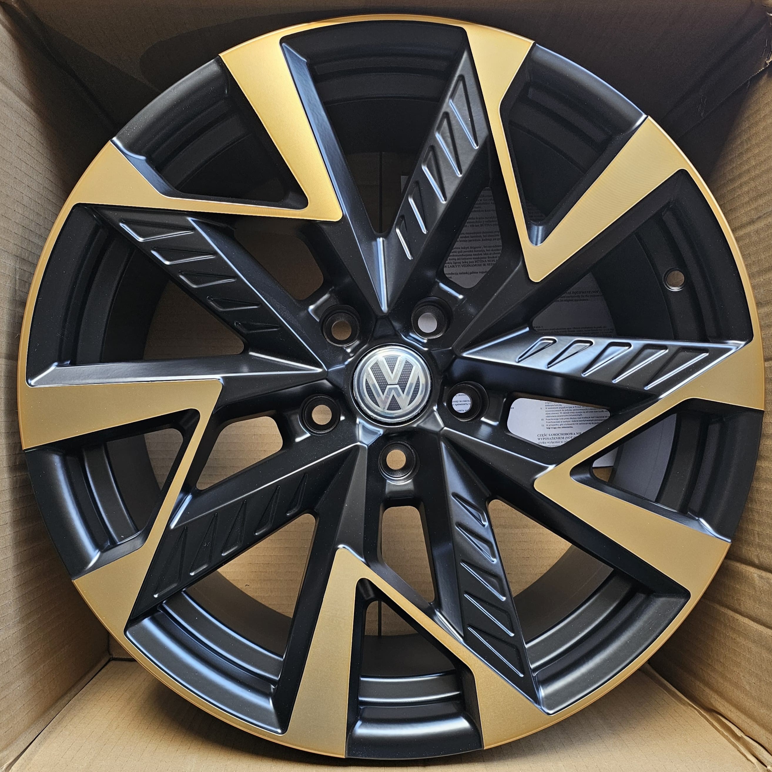Alu Felne - 8J x18 ET40 5X112
