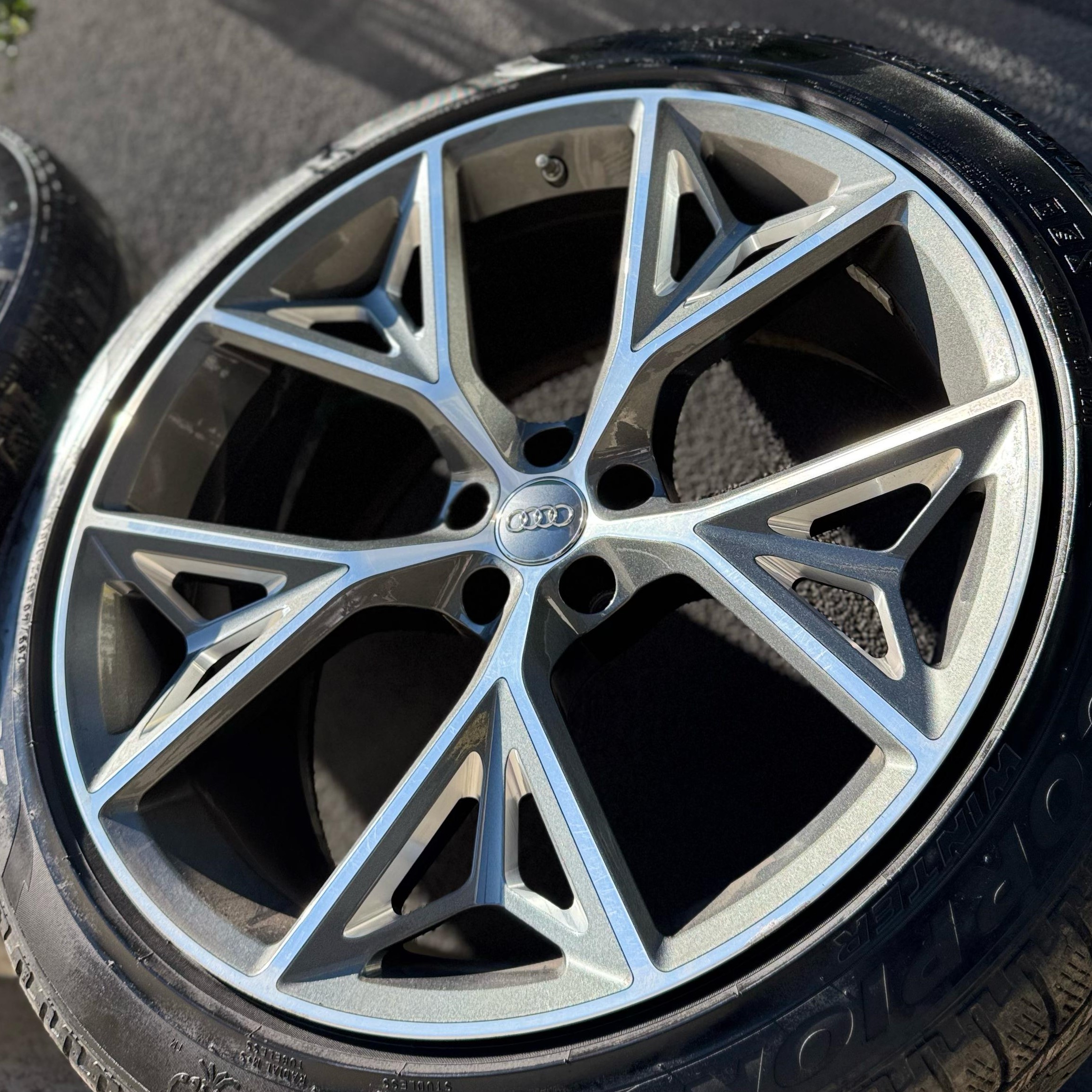 Alu Felne - 10j x22 ET21 5X112