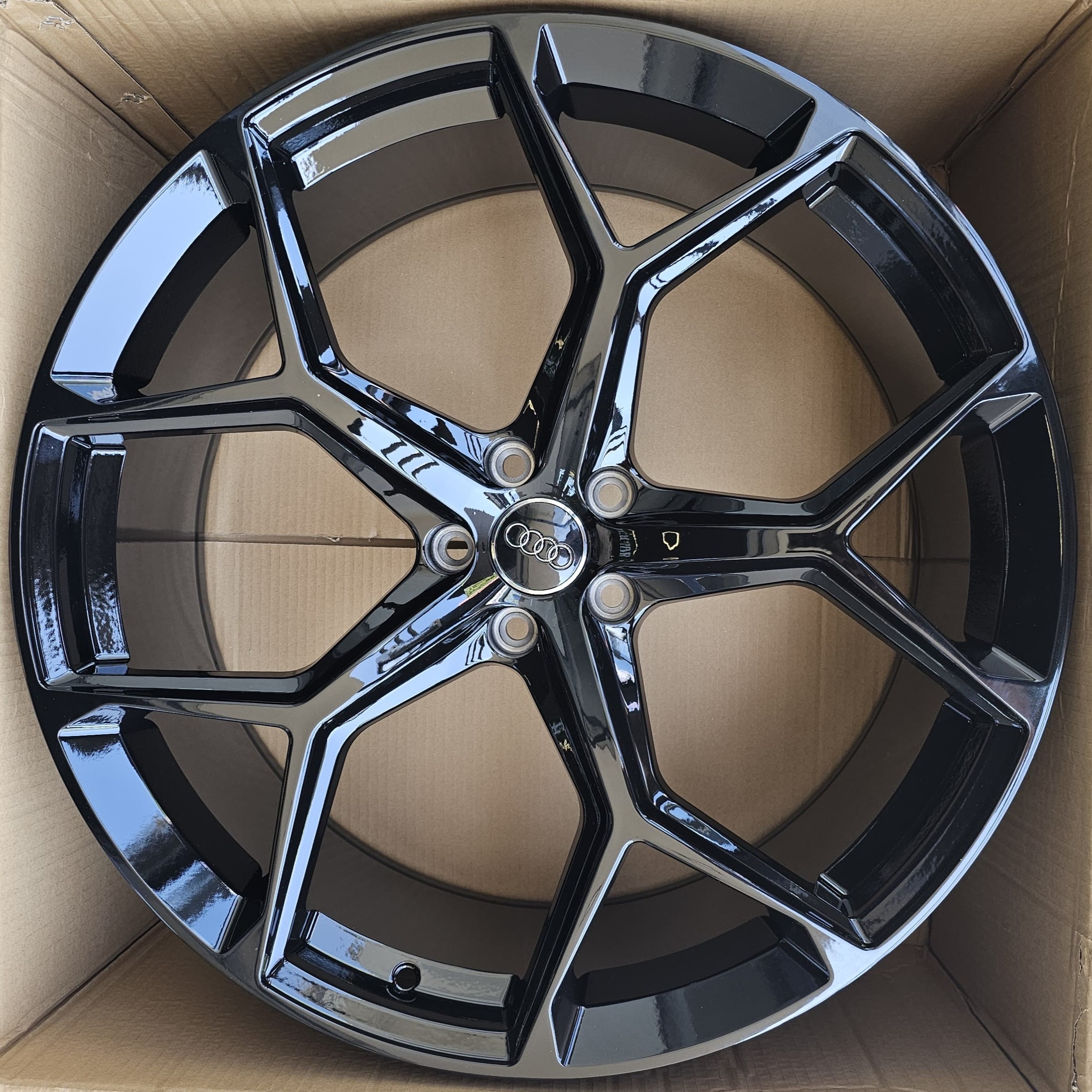 Alu Felne - 9.5J x22 ET26 5X112