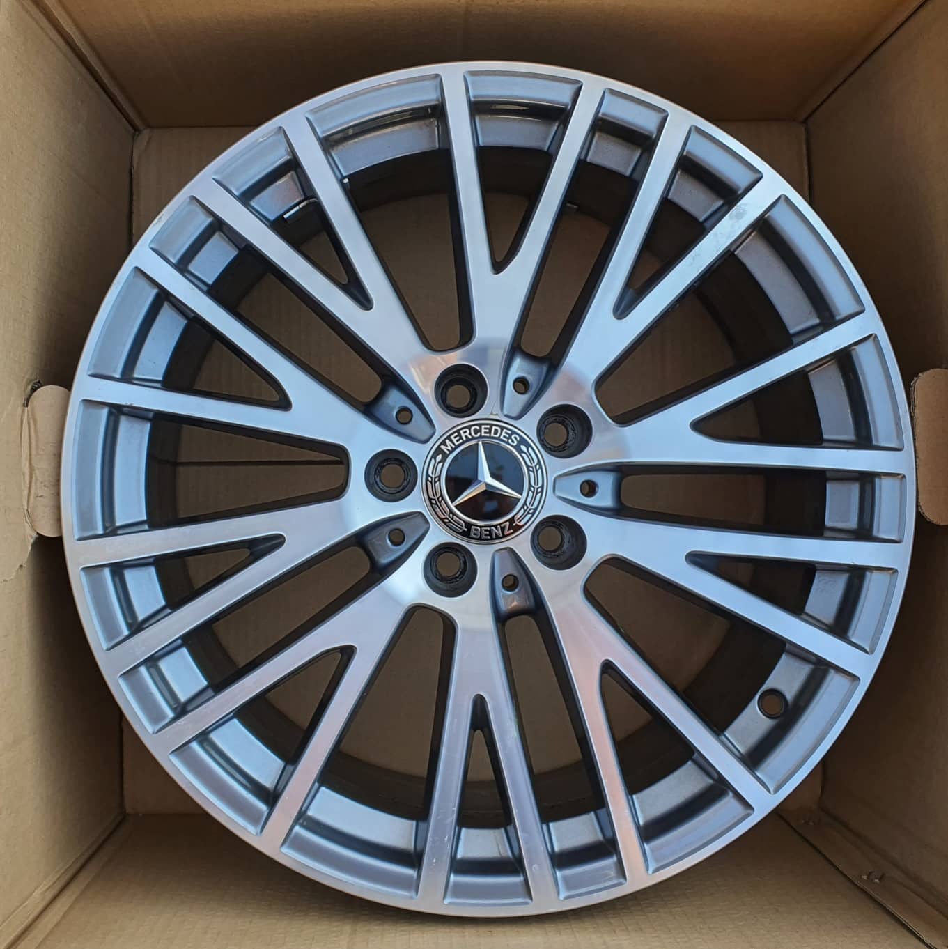 Alu Felne - 7.5J x18 ET49 5x112