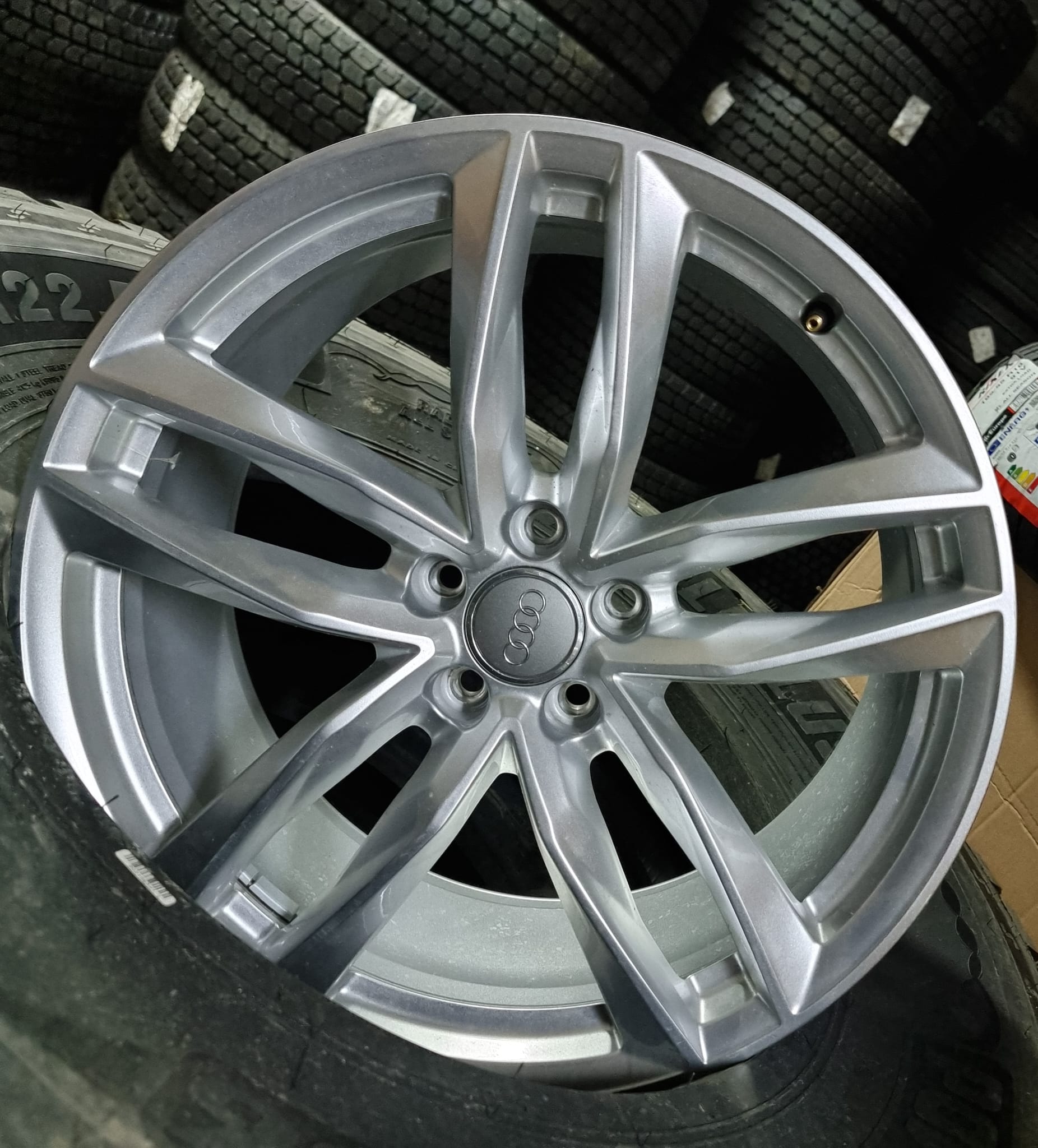 Alu Felne - 8.5J x20 ET43 5x112